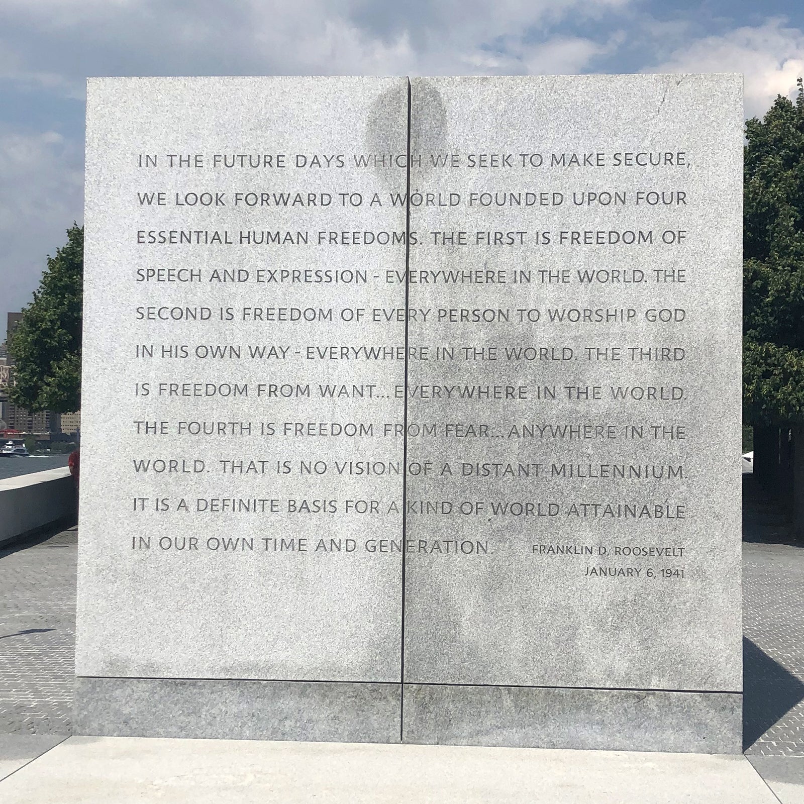 40N6.2.2M 40Nine Mens 43mm 4Freedoms Watch - Image 3